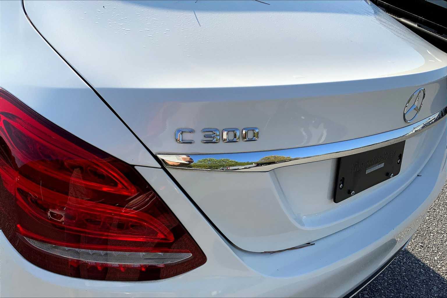 2015 Mercedes Benz C 300 4MATIC photo 25
