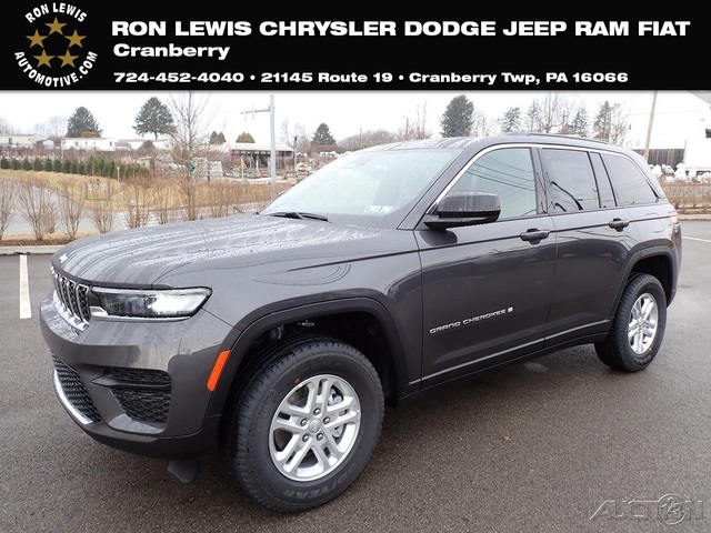 2025 Jeep Grand Cherokee Laredo's photo