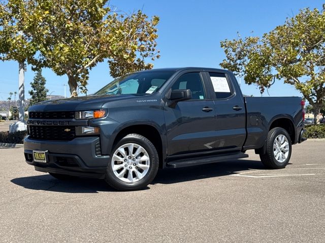 2019 Chevrolet Silverado 1500 Custom photo 2