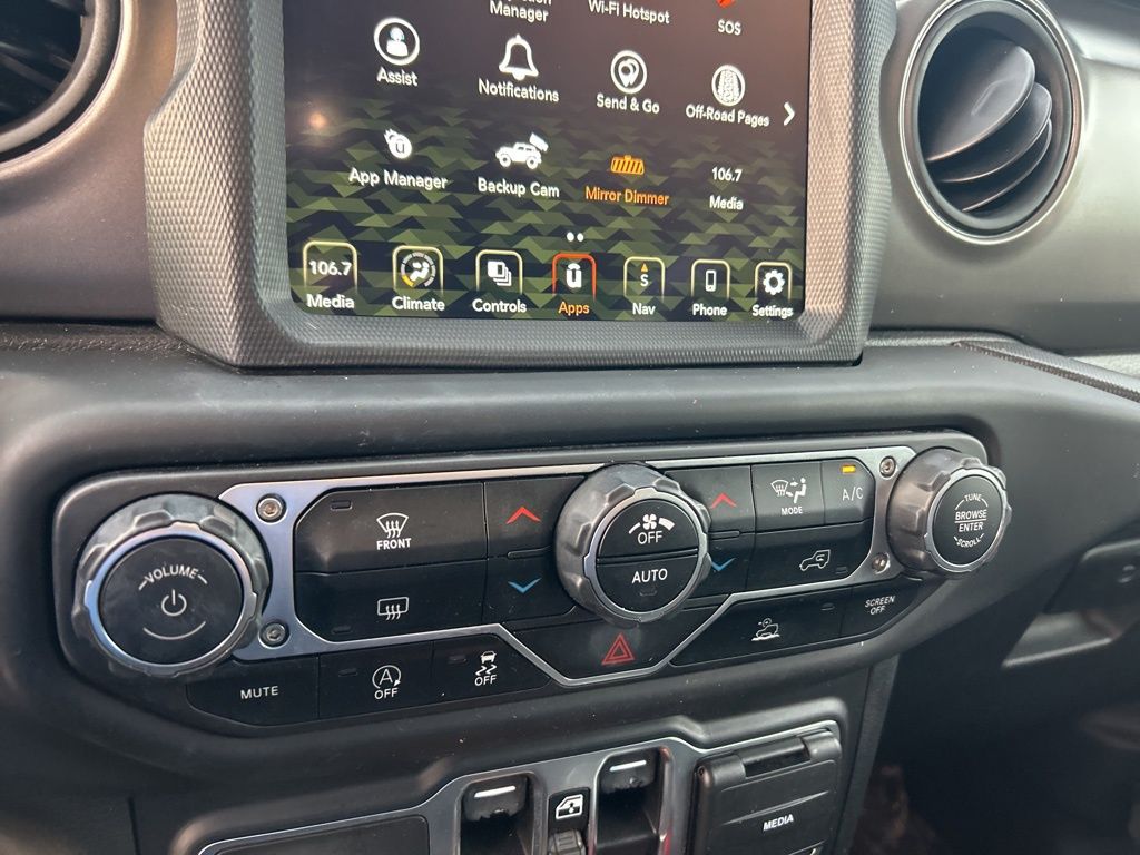 2023 Jeep Wrangler Willys photo 37