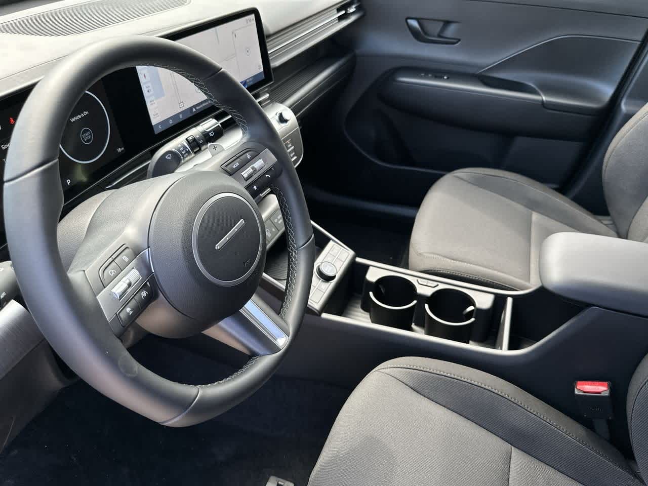 2025 Hyundai Kona SEL photo 13