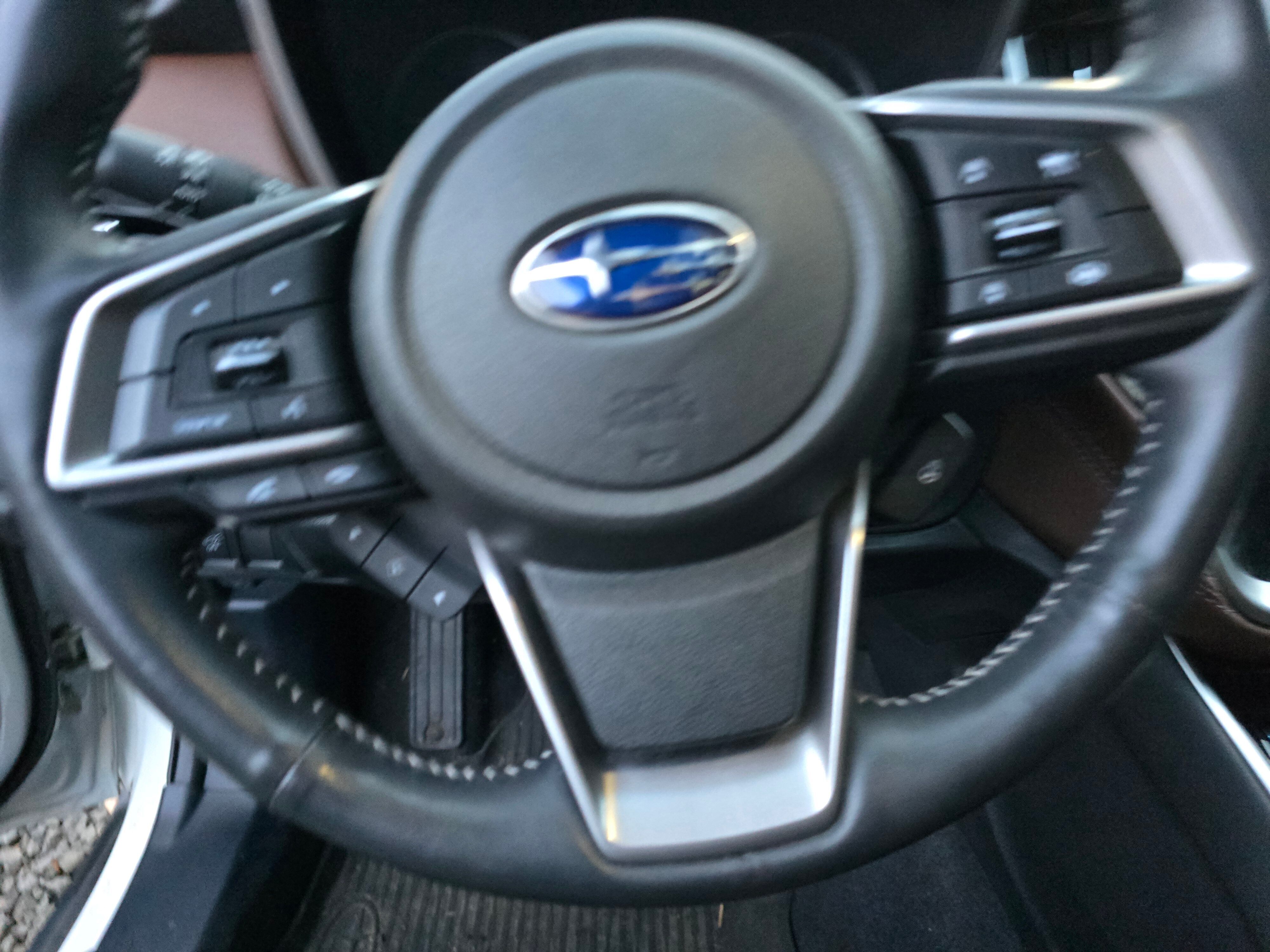 2021 Subaru Outback Touring XT photo 2