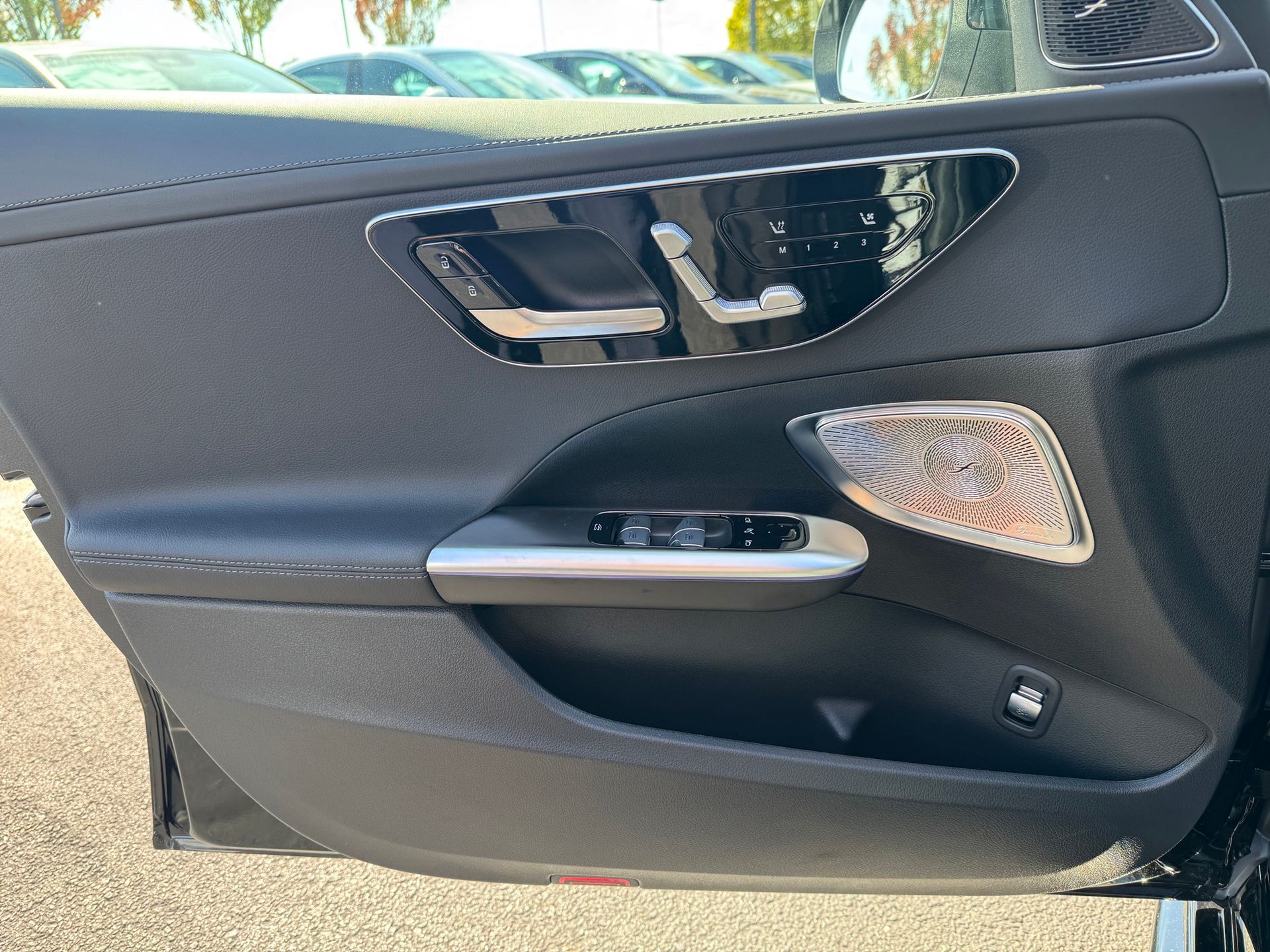 2025 Mercedes Benz C 300 4MATIC photo 4