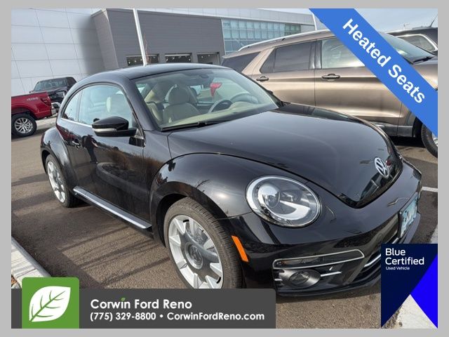 2018 Volkswagen Beetle SE's photo