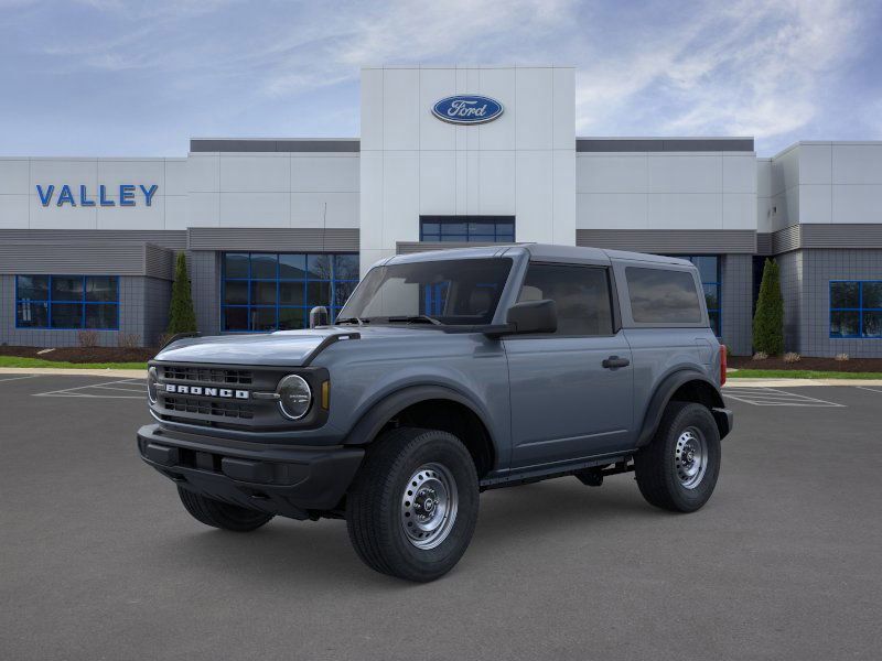 2025 Ford Bronco Base photo 2
