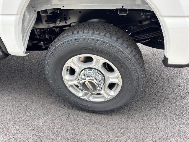 2025 Ford F-350 XLT photo 5