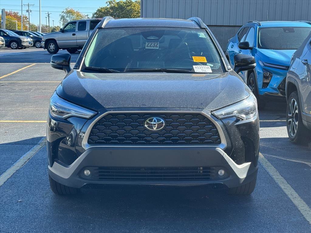 Used 2024 Toyota Corolla Cross XLE with VIN 7MUEAAAG2RV080308 for sale in Northfield, Minnesota