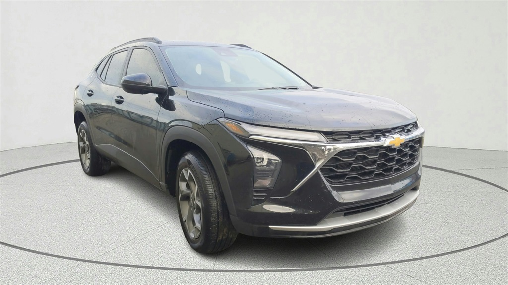 2025 Chevrolet Trax LT's photo