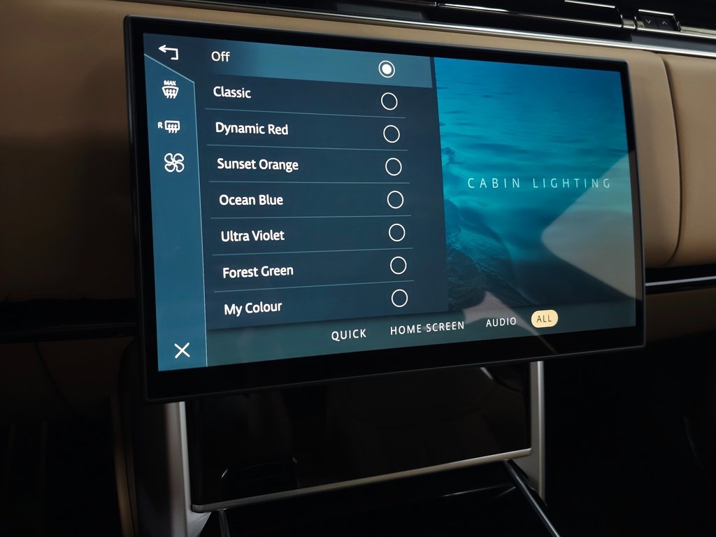 2025 LAND ROVER RANGE ROVER - Image 24