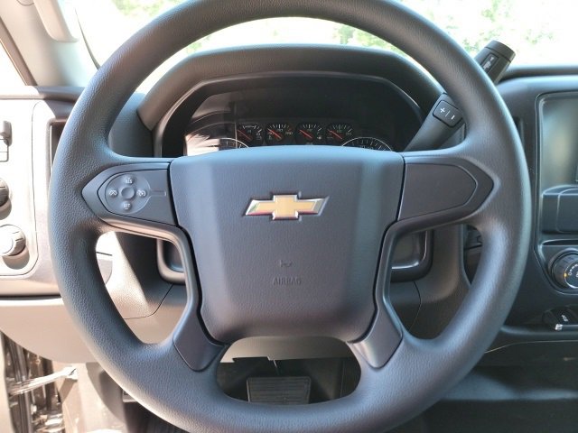 2023 Chevrolet Silverado 5500HD Work Truck photo 4