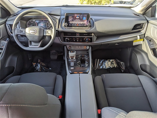 2025 Nissan Rogue S photo 8