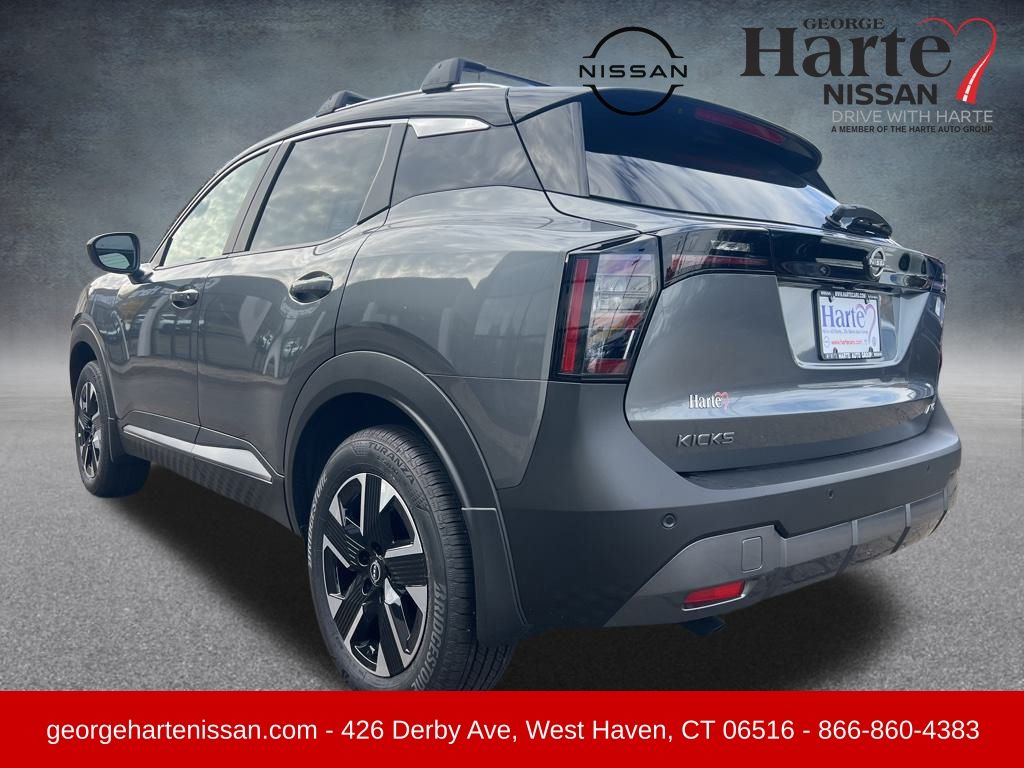 2026 Nissan Kicks SV photo 3