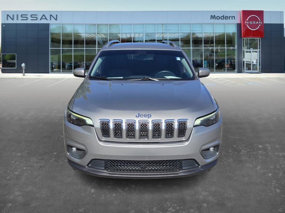 2019 Jeep Cherokee Latitude photo 2