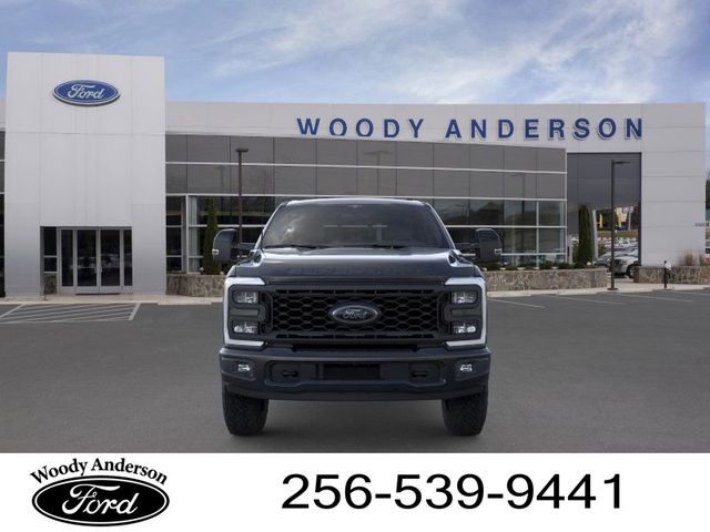 2025 Ford F-250 photo 3