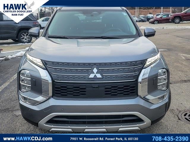 2023 MITSUBISHI OUTLANDER - Image 4