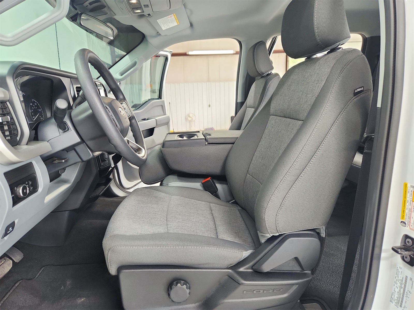 2024 Ford F-250 XL photo 16