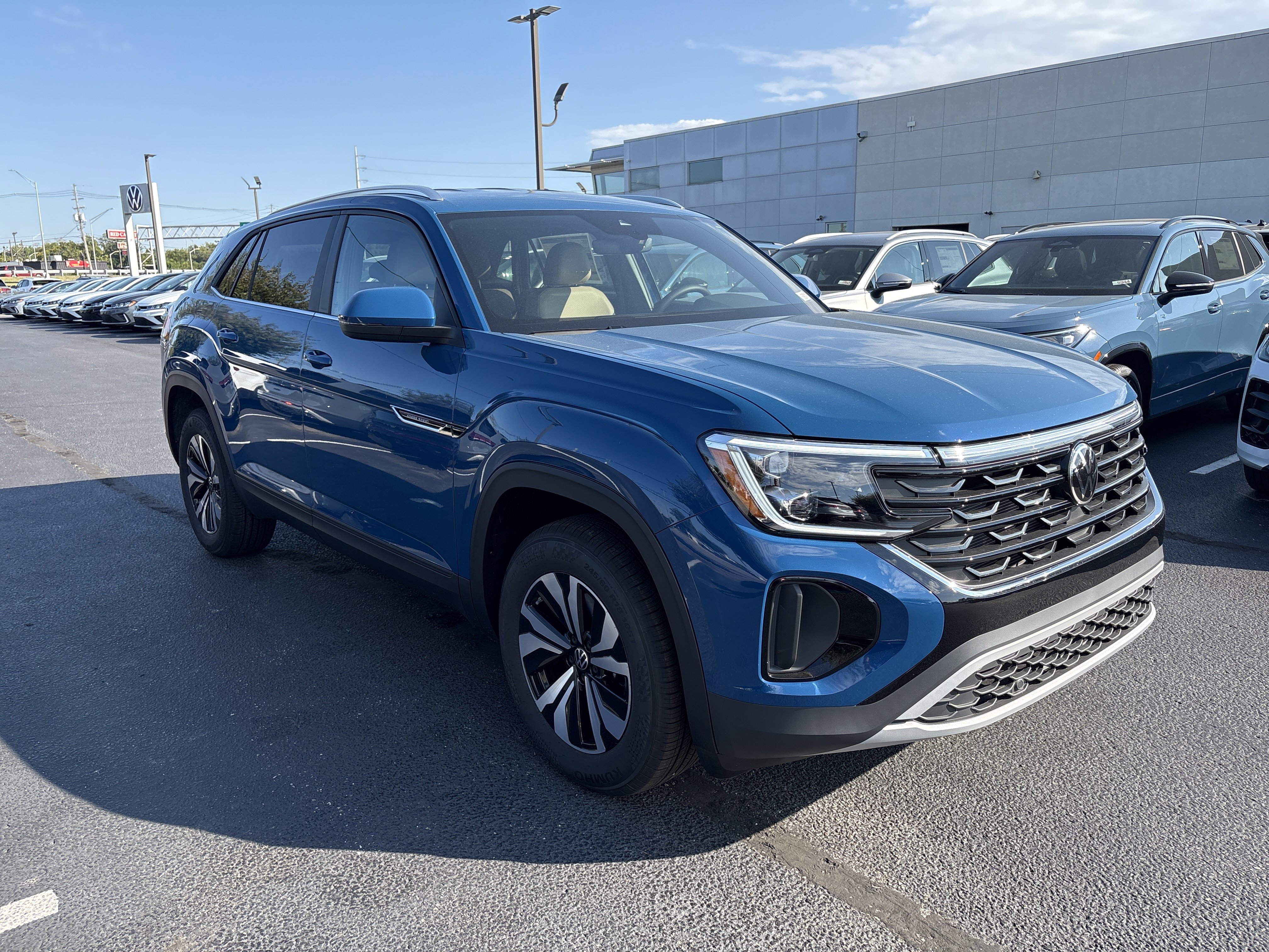 New 2026 Volkswagen Atlas Cross Sport 2.0T SE Sport Utility in