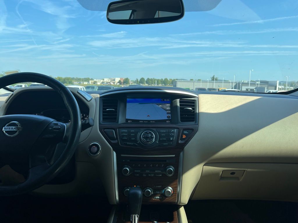 2019 Nissan Pathfinder Platinum photo 15