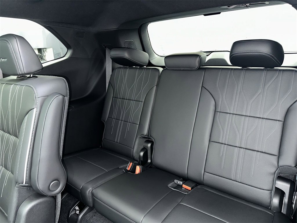 2025 Buick Enclave Avenir photo 24
