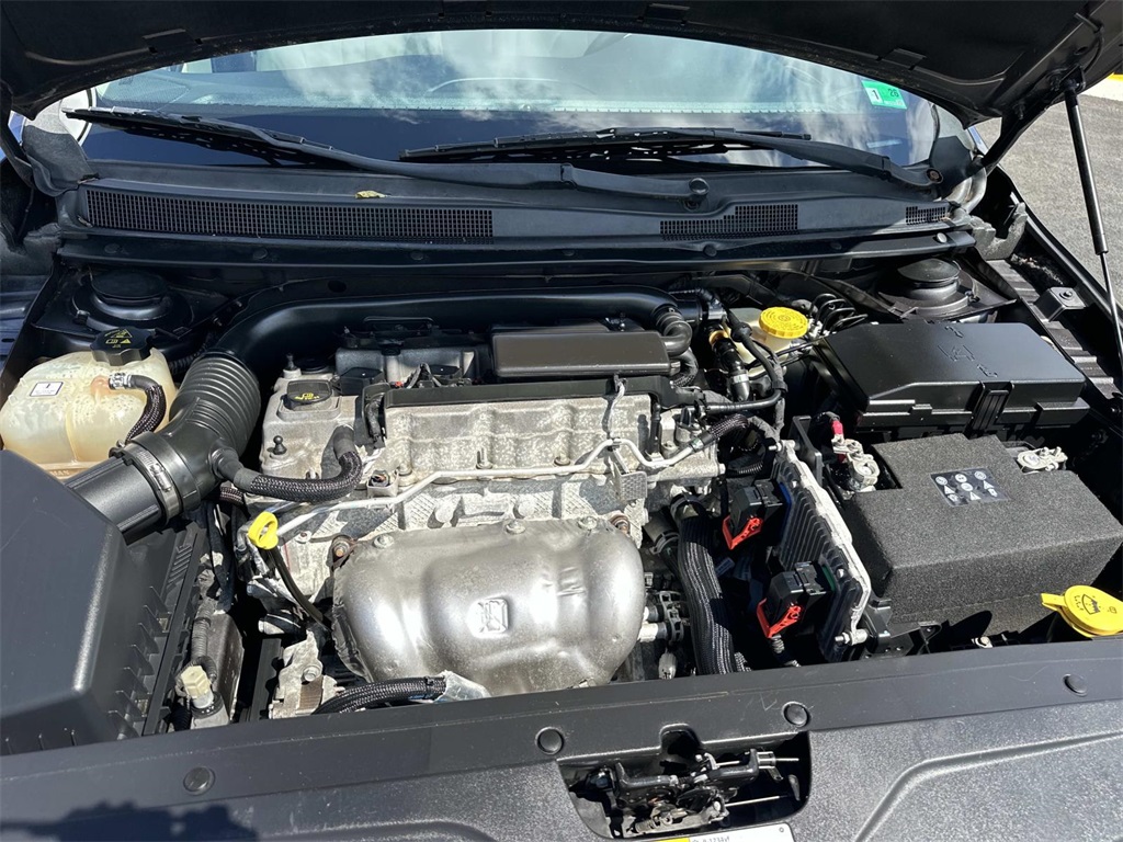 2015 Chrysler 200 LX photo 8
