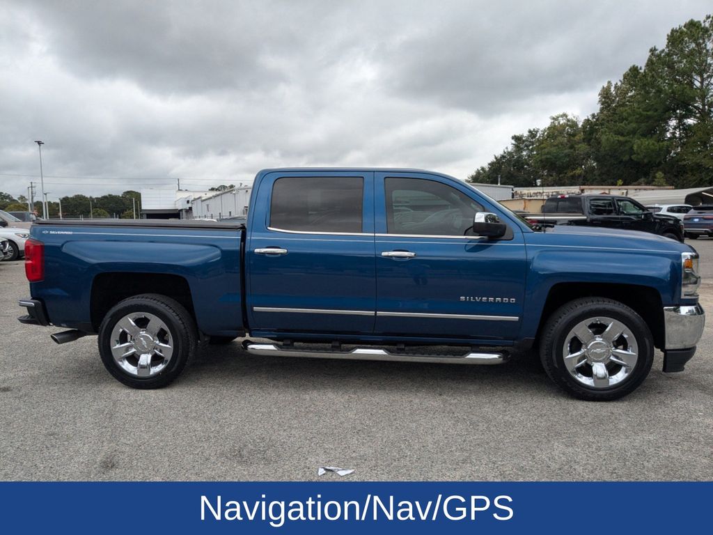2017 Chevrolet Silverado 1500 LTZ photo 3