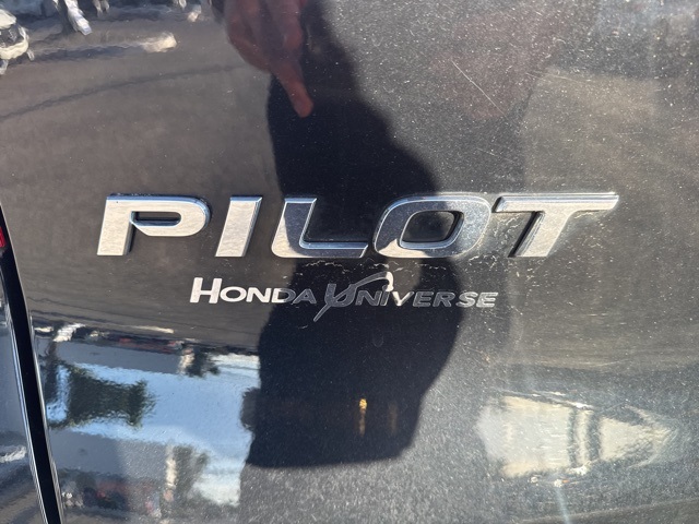 2022 Honda Pilot Touring photo 10