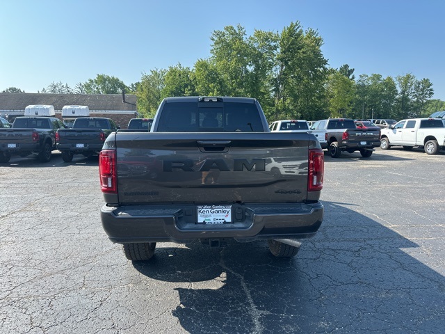 2025 Ram 2500 Laramie photo 6