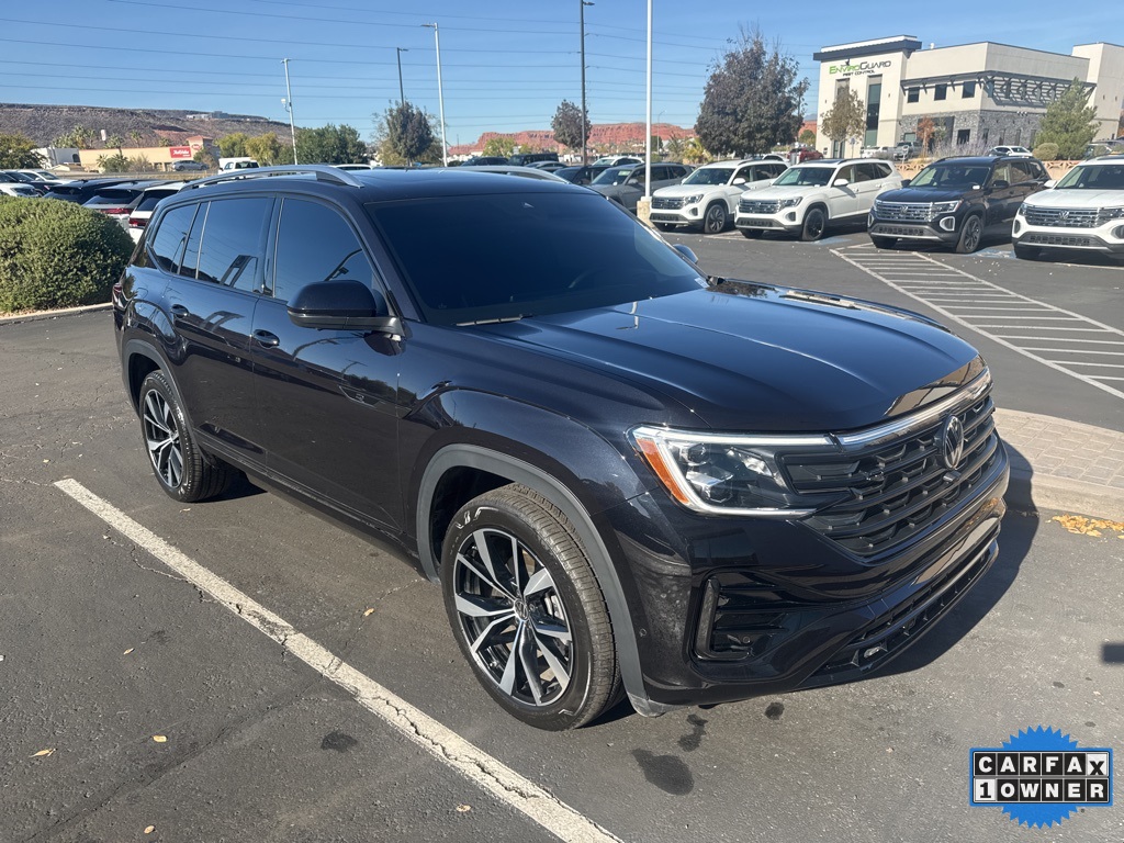 2025 Volkswagen Atlas SEL Premium R-Line photo 2