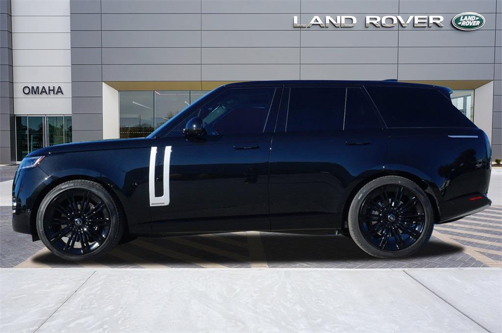 2025 Land Rover Range Rover Autobiography photo 2