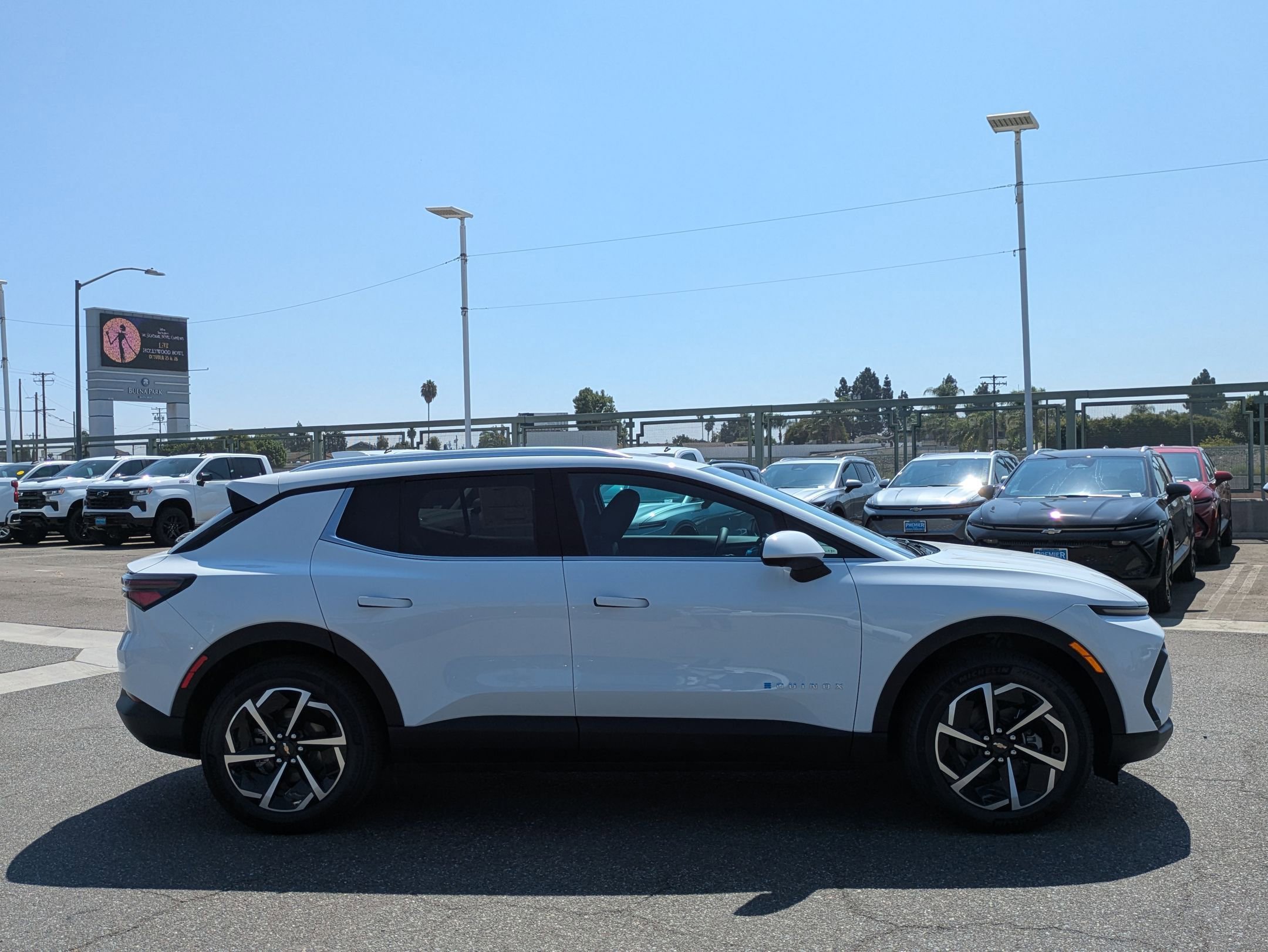 2026 Chevrolet Equinox LT photo 6