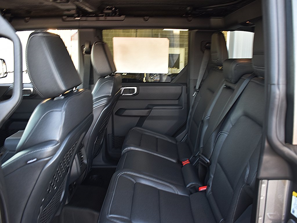 2025 Ford Bronco Big Bend photo 6