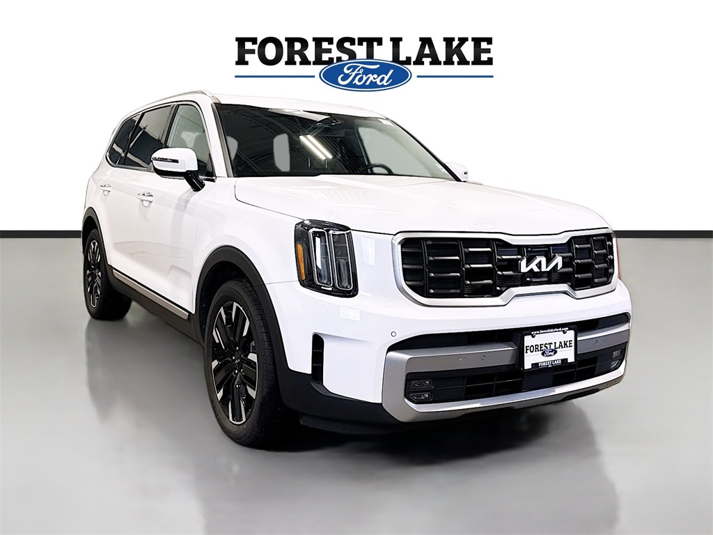 Used 2023 Kia Telluride SX with VIN 5XYP5DGCXPG366169 for sale in Forest Lake, Minnesota