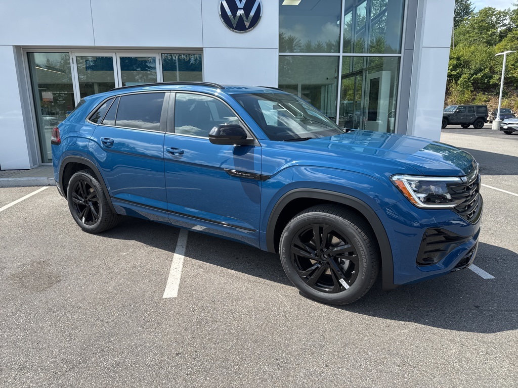 2026 Volkswagen Atlas Cross Sport SEL R-Line photo 15