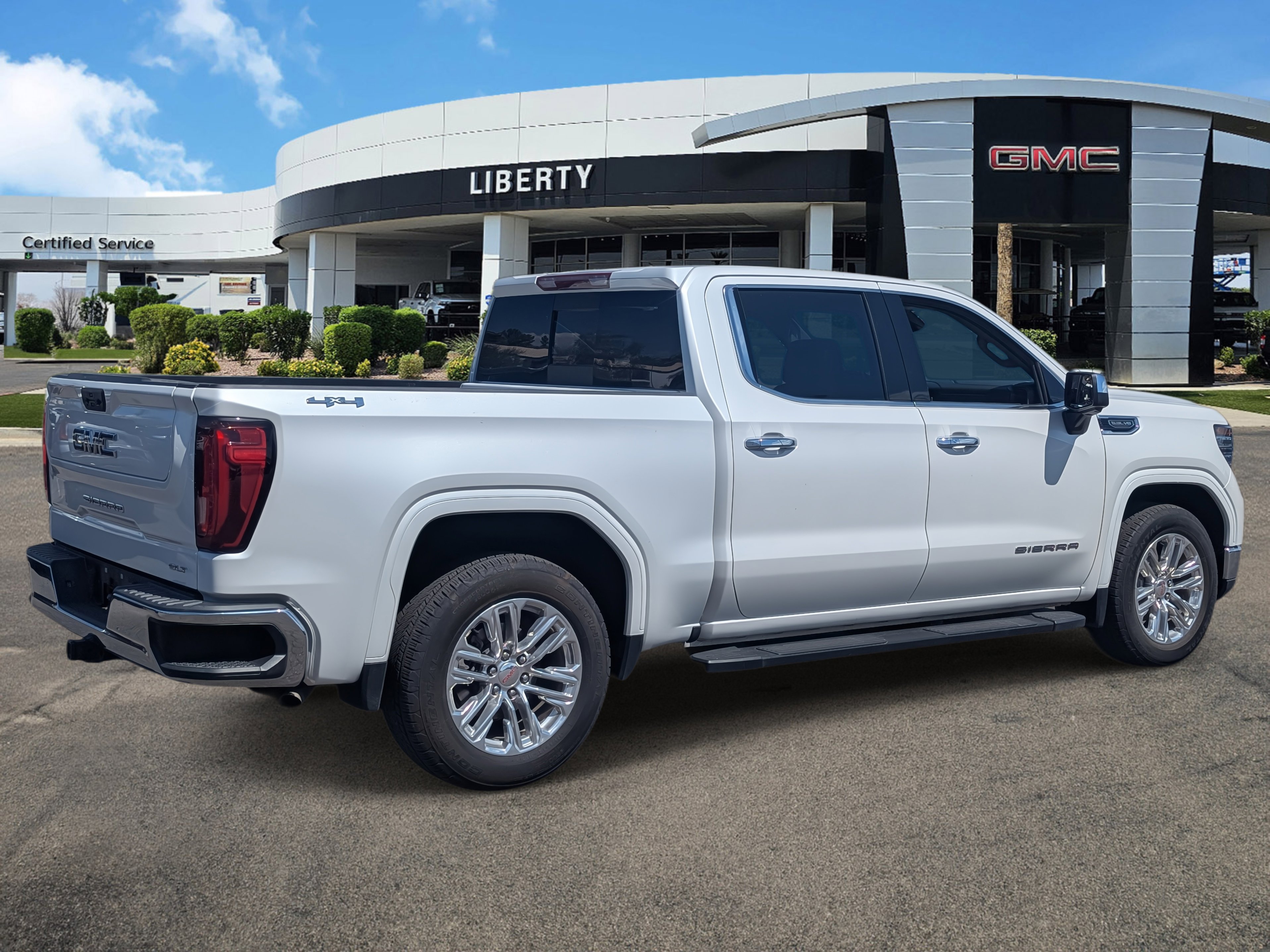 2022 Gmc Sierra SLT photo 3