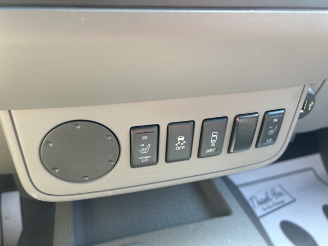 2020 Nissan Frontier SV photo 24