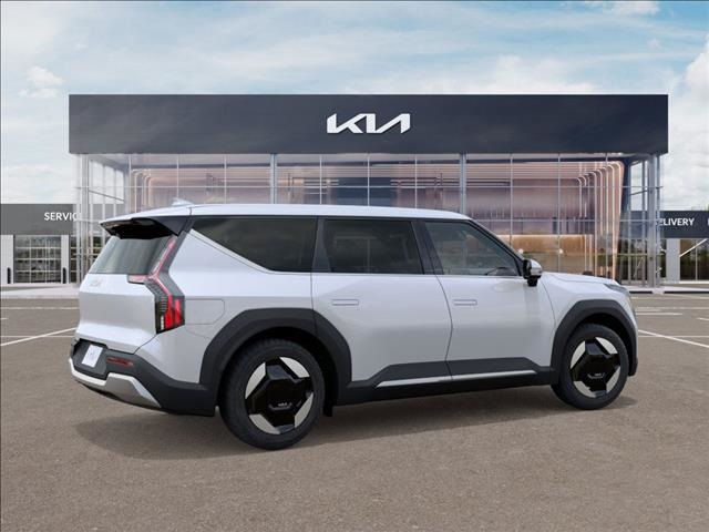 2026 Kia EV9 Light Long Range photo 5