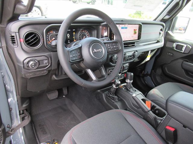 2025 Jeep Gladiator Rubicon photo 16