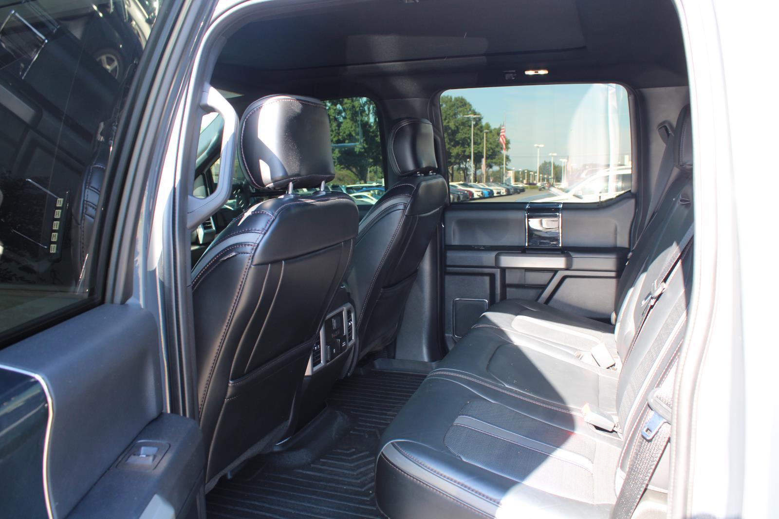 2021 Ford F-450 Platinum photo 7
