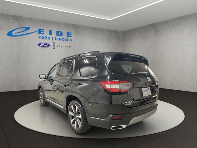 2025 Honda Pilot Elite photo 4