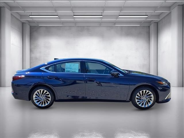 2025 Lexus ES 350 Ultra Luxury photo 2