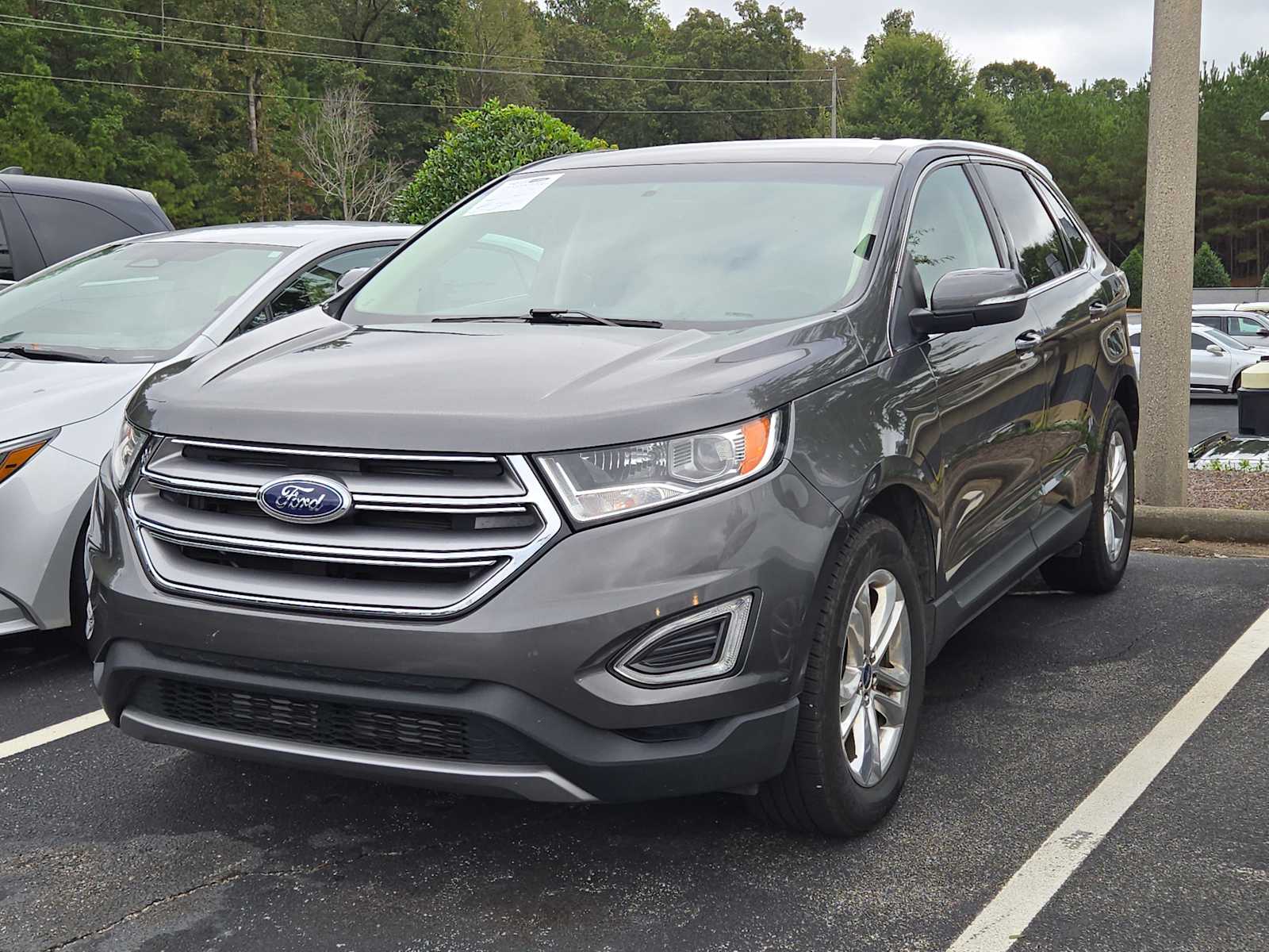 2018 Ford Edge SEL photo 3