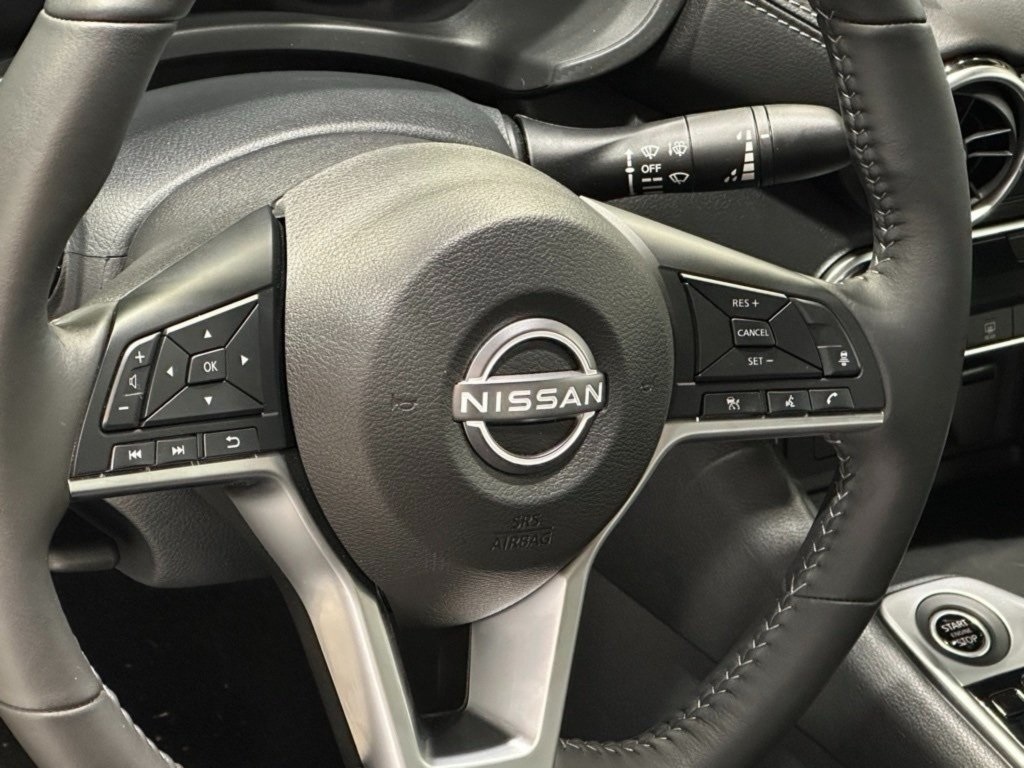 2025 Nissan Sentra SV photo 16