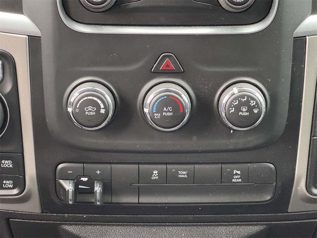 2019 Ram 1500 Classic Warlock photo 19