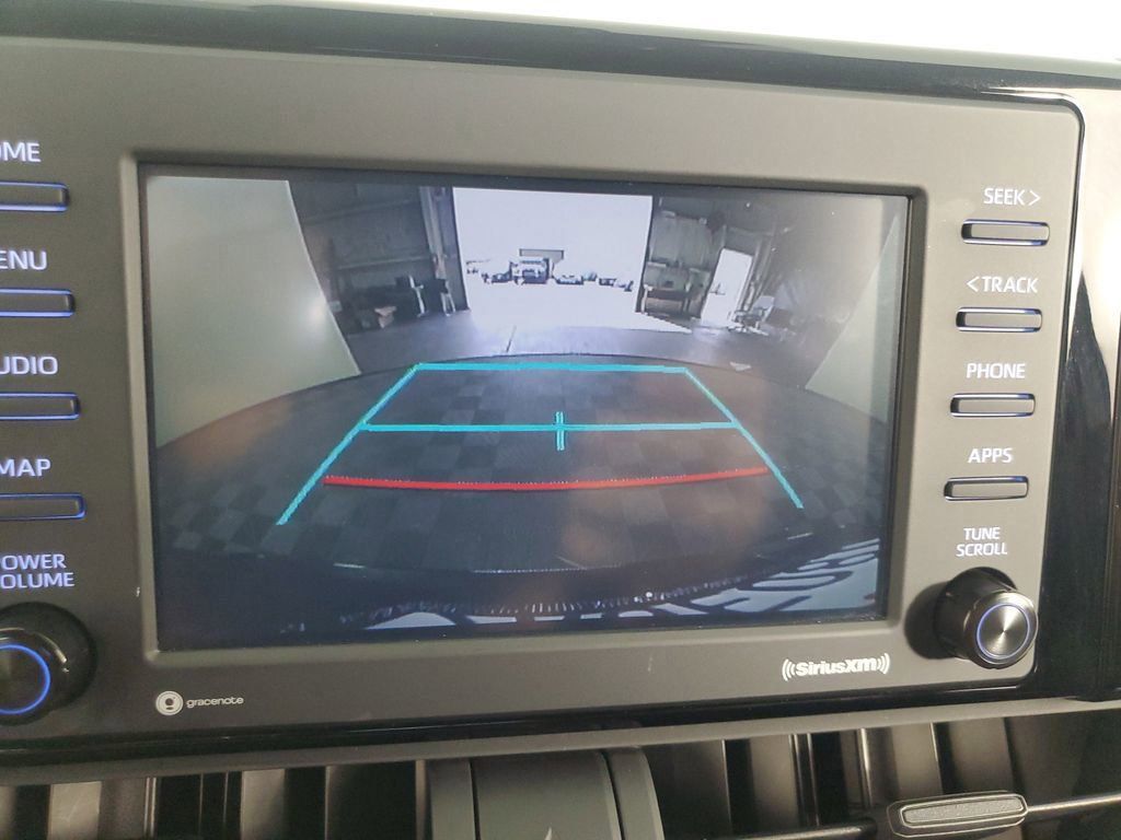 2022 Toyota RAV4 Hybrid SE photo 18
