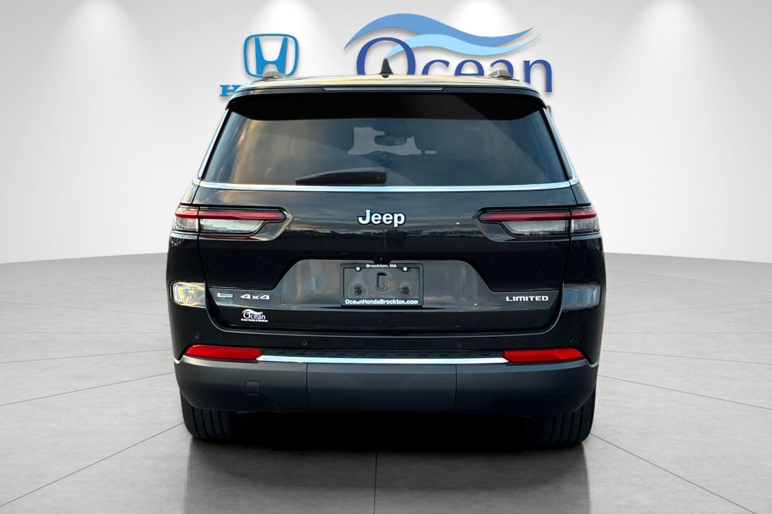 2022 Jeep Grand Cherokee Limited photo 3