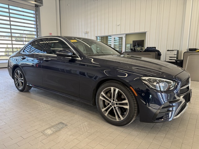 2022 Mercedes-Benz E-Class E350's photo