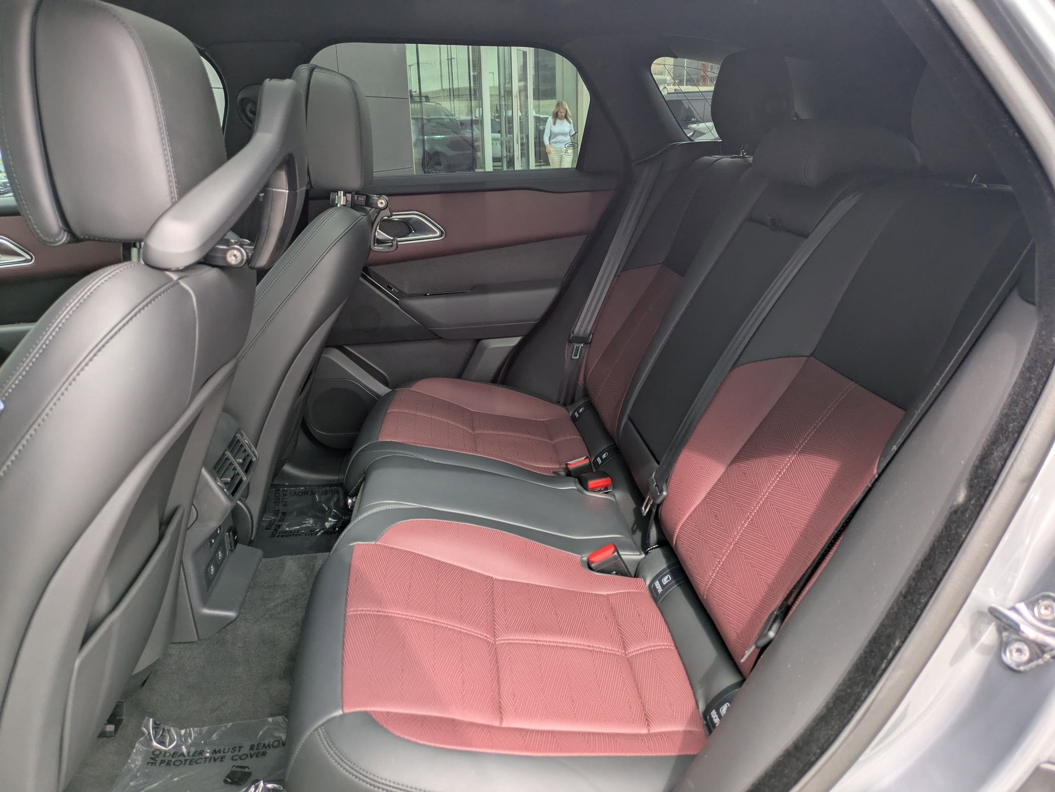 2024 Land Rover Range Rover Velar P400 Dynamic HSE photo 26