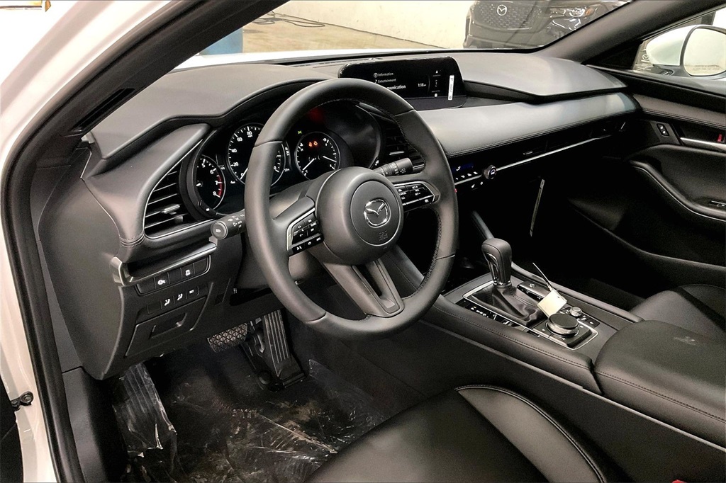 2026 MAZDA MAZDA3 - Image 7