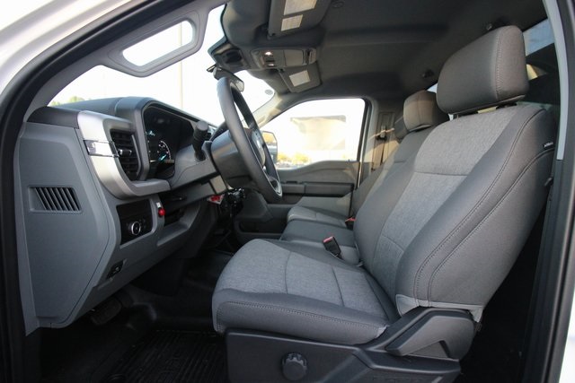 2024 Ford F-550 photo 12