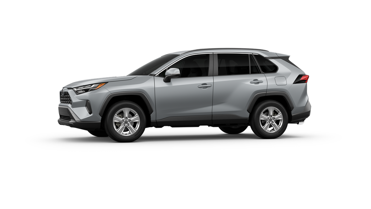 2025 Toyota RAV4 XLE photo 34